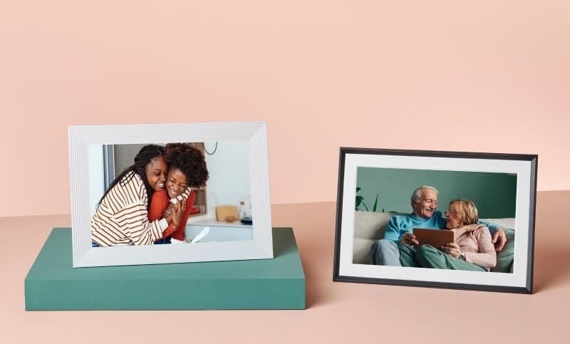 Aura Frames